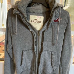 Hollister men’s hoodie and 3 Hollister shirts